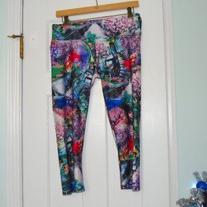 Onzie Alice In Wonderland Leggings